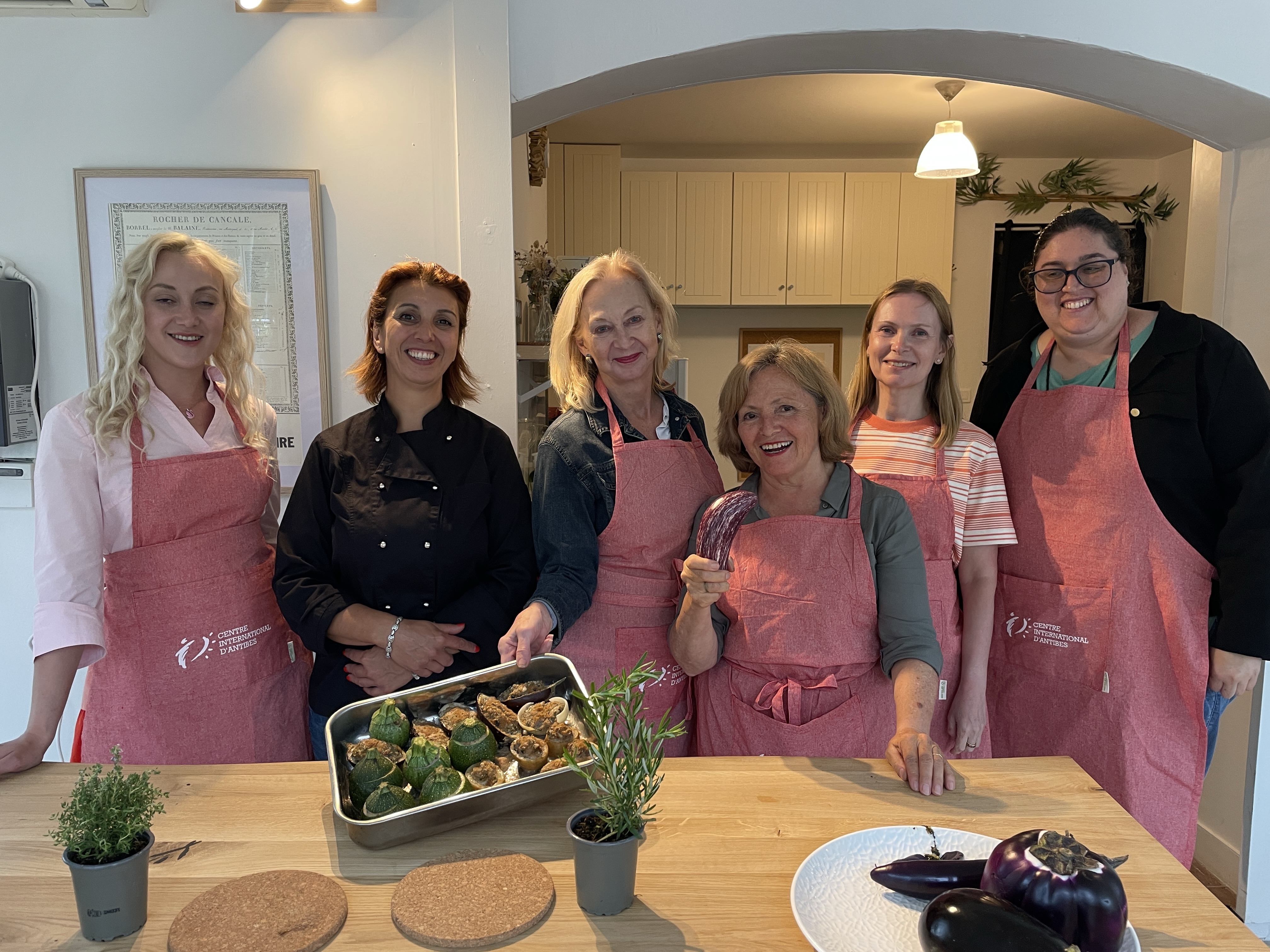 Провансальские фаршированные овощи: кулинарная традиция и искусство жизни в Провансе